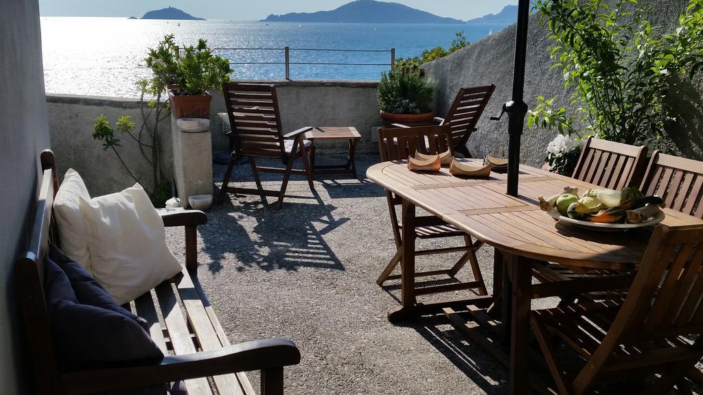 Le Sirene Bed and Breakfast Tellaro Eksteriør billede
